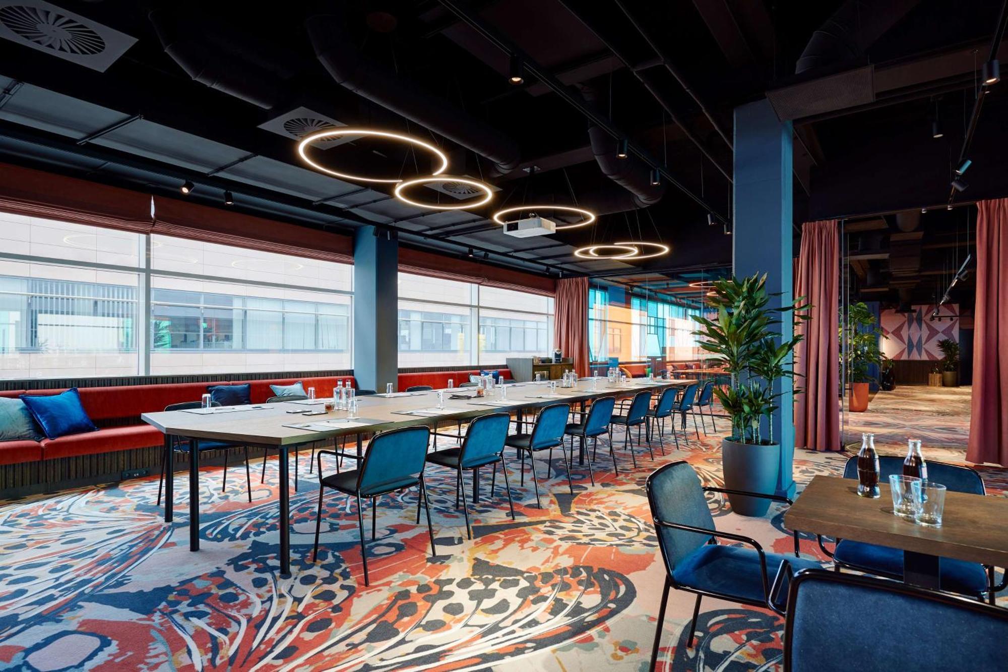 Hotel Lindner Wtc Hotel&city Lounge Antwerpen